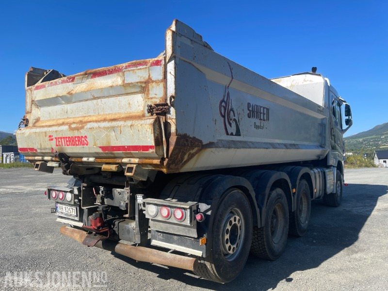 2016 Volvo FH16 FH750 8x4 tippbil - Savivartis sunkvežimis: foto 4 2016 Volvo FH16 FH750 8x4 tippbil - Savivartis sunkvežimis: foto 4