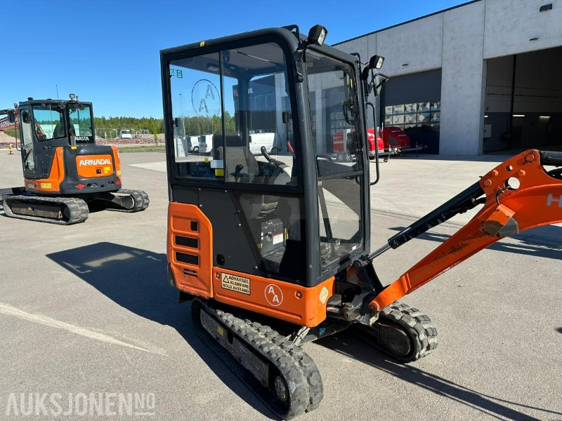 2017 Hitachi ZX19-5A CR minigraver / 3 skuffer / CE merket / 1.725 timer - Mini ekskavatorius: foto 4 2017 Hitachi ZX19-5A CR minigraver / 3 skuffer / CE merket / 1.725 timer - Mini ekskavatorius: foto 4