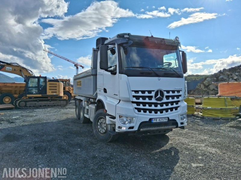 2017 Mercedes-Benz Arocs 2658K - 104745 km - alle servicer. - Savivartis sunkvežimis: foto 2 2017 Mercedes-Benz Arocs 2658K - 104745 km - alle servicer. - Savivartis sunkvežimis: foto 2