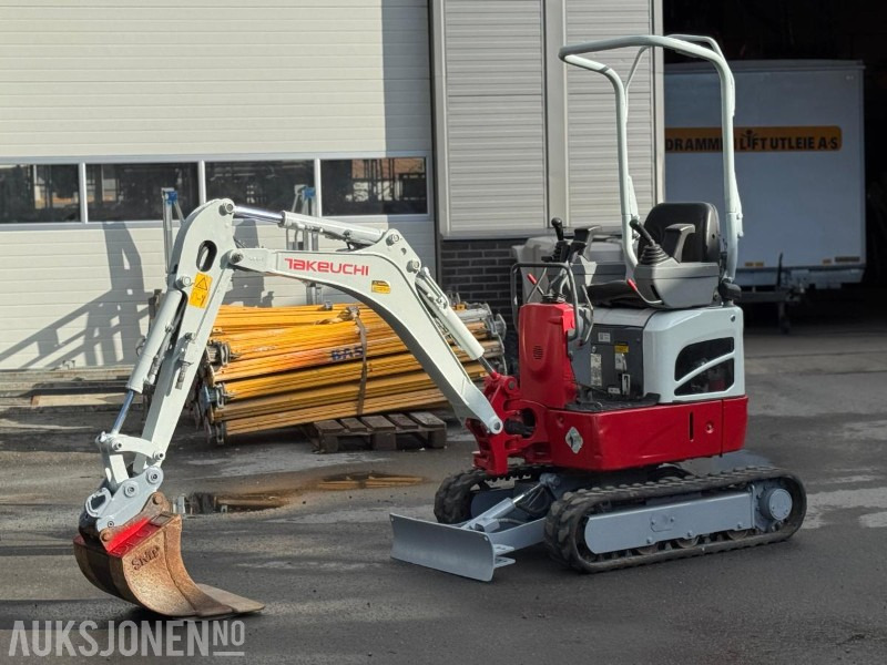 2017 Takeuchi TB210R minigraver med graveskuffe - Mini ekskavatorius: foto 1 2017 Takeuchi TB210R minigraver med graveskuffe - Mini ekskavatorius: foto 1