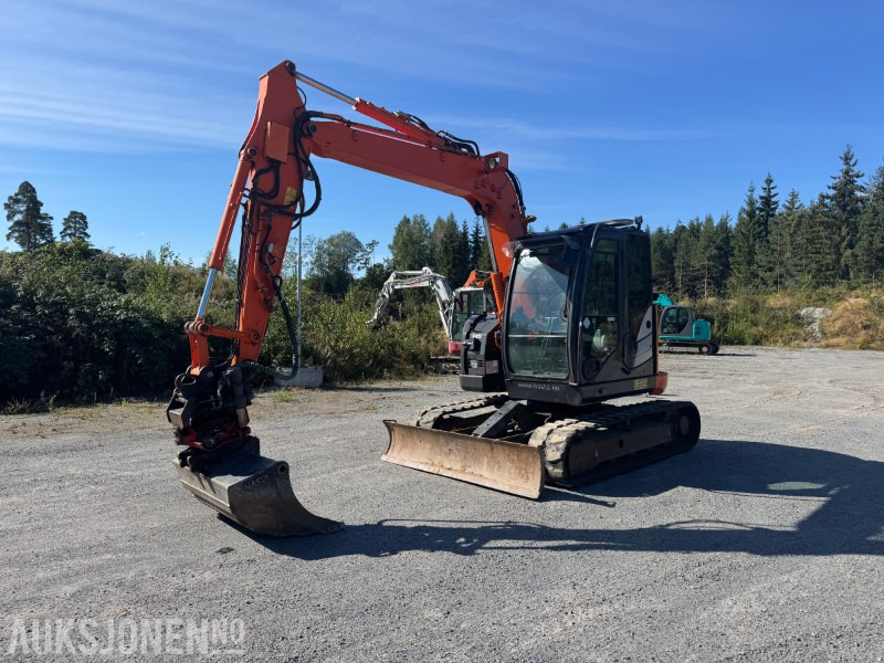 2018 Hitachi ZX85US-5 - Beltegraver - Gravemaskin - Tilt - Lyspakke - Ekskavatorius: foto 1 2018 Hitachi ZX85US-5 - Beltegraver - Gravemaskin - Tilt - Lyspakke - Ekskavatorius: foto 1