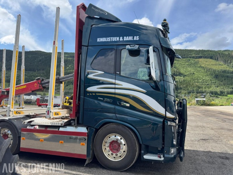 2018 Volvo FH16 8X4 Euro6 komplett tømmerbil med kran og henger. - Miškovežis: foto 5 2018 Volvo FH16 8X4 Euro6 komplett tømmerbil med kran og henger. - Miškovežis: foto 5