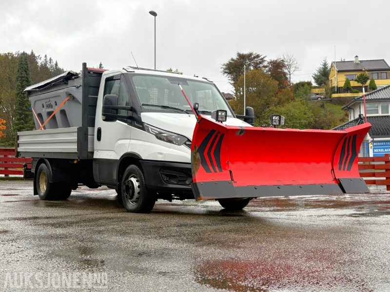 2019 Iveco Daily planbil m/ Hilltip IceStriker og Western Wide-Out brøyteplog - Platforminis/ Bortinis sunkvežimis: foto 2 2019 Iveco Daily planbil m/ Hilltip IceStriker og Western Wide-Out brøyteplog - Platforminis/ Bortinis sunkvežimis: foto 2
