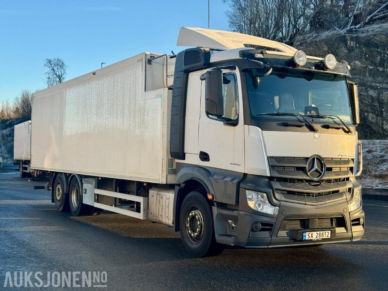 2019 Mercedes-Benz Actros 2545 L 6x2 Kjølebil - Eu-godkjent til 06/26 - Km: 193419 - Furgonas sunkvežimis: foto 2 2019 Mercedes-Benz Actros 2545 L 6x2 Kjølebil - Eu-godkjent til 06/26 - Km: 193419 - Furgonas sunkvežimis: foto 2
