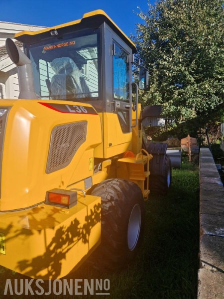 2020 Powertrack L36 Hjullaster uten MVA - KUN 187 TIMER - Skuffe Gafler med sideforskyvning - Ratinis krautuvas: foto 5 2020 Powertrack L36 Hjullaster uten MVA - KUN 187 TIMER - Skuffe Gafler med sideforskyvning - Ratinis krautuvas: foto 5