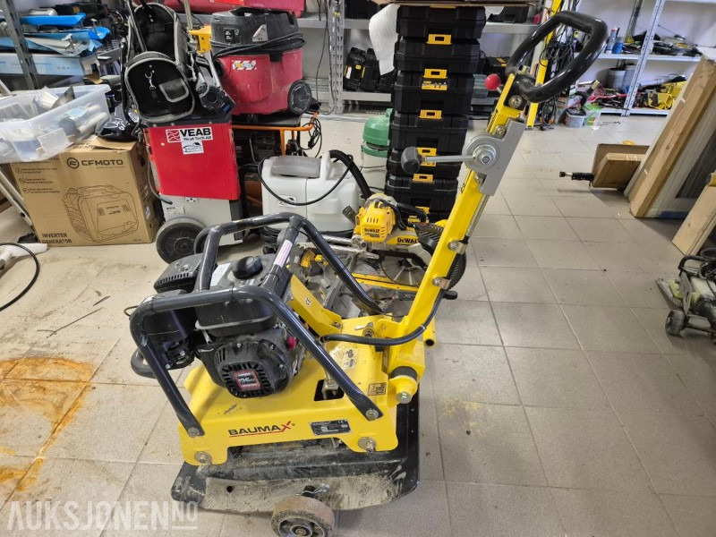 2021 Baumax RVP 30/50, bensindrevet vibroplate - Volas: foto 1 2021 Baumax RVP 30/50, bensindrevet vibroplate - Volas: foto 1