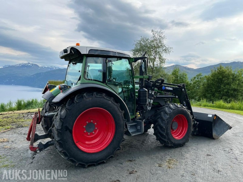 2021 Fendt 211 Vario med Trima frontlaster, hydraulisk toppstag, triangel og skuffe - Traktorius: foto 4 2021 Fendt 211 Vario med Trima frontlaster, hydraulisk toppstag, triangel og skuffe - Traktorius: foto 4