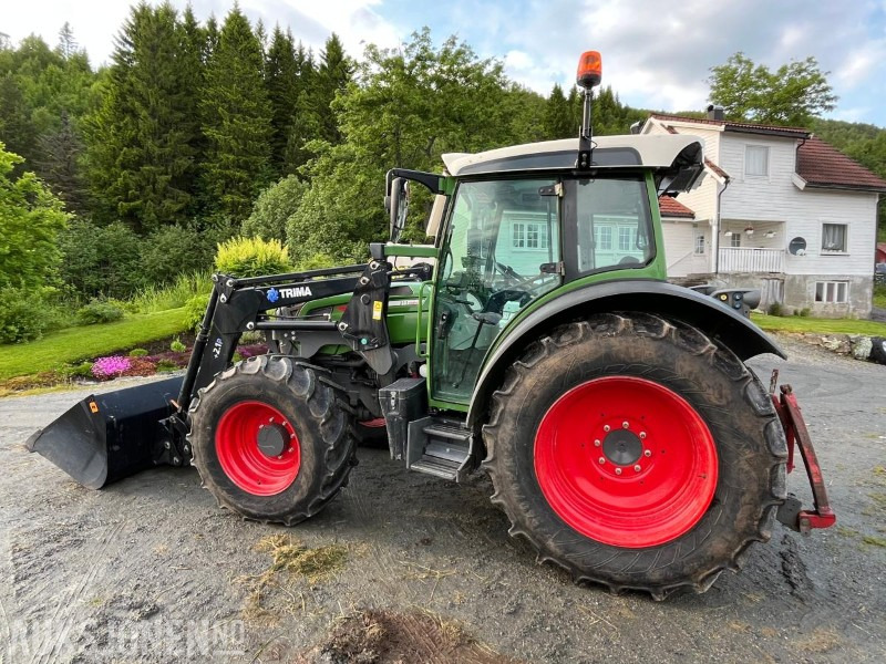 2021 Fendt 211 Vario med Trima frontlaster, hydraulisk toppstag, triangel og skuffe - Traktorius: foto 5 2021 Fendt 211 Vario med Trima frontlaster, hydraulisk toppstag, triangel og skuffe - Traktorius: foto 5