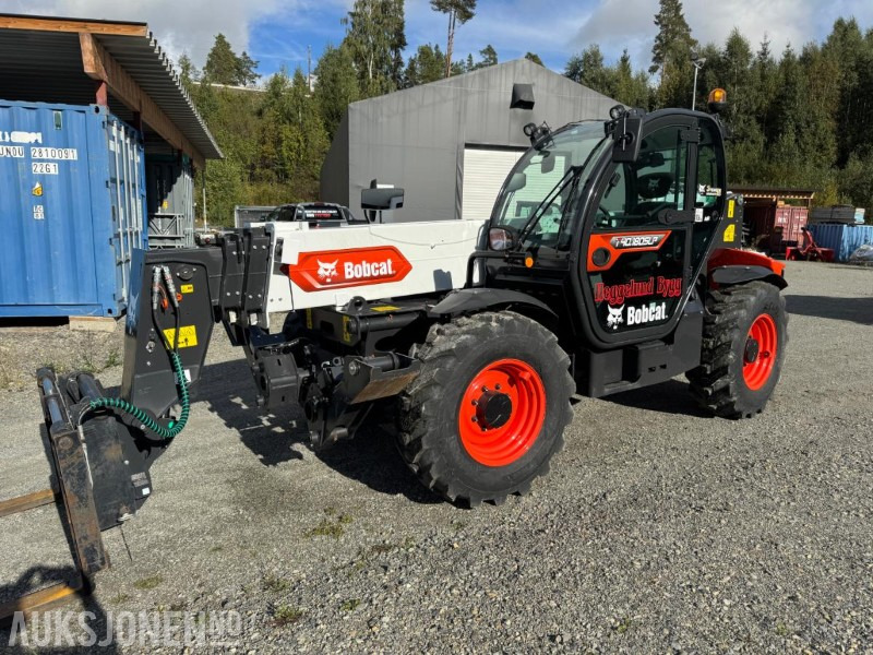 2022 Bobcat T40.180SLPRC teleskoplaster med skuffe og hydraulisk gafler - Teleskopinis krautuvas: foto 1 2022 Bobcat T40.180SLPRC teleskoplaster med skuffe og hydraulisk gafler - Teleskopinis krautuvas: foto 1