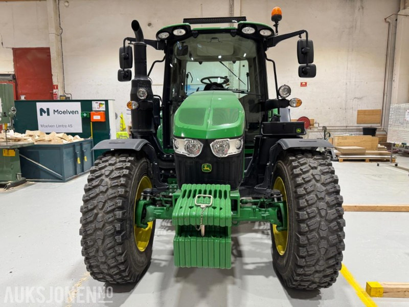2023 John Deere 6100M TRAKTOR MED 2 SETT HJUL, KUN 1543 TIMER - Traktorius: foto 2 2023 John Deere 6100M TRAKTOR MED 2 SETT HJUL, KUN 1543 TIMER - Traktorius: foto 2