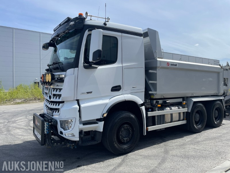 2023 Mercedes Arocs 2658 6X4 Tippbil m/Brøyteopplegg – Lav km – Meget godt utstyrt - Savivartis sunkvežimis: foto 1 2023 Mercedes Arocs 2658 6X4 Tippbil m/Brøyteopplegg – Lav km – Meget godt utstyrt - Savivartis sunkvežimis: foto 1