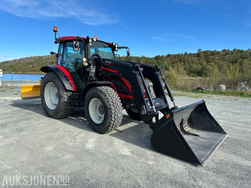 2023 Valtra A95 - Mye utstyr, lite brukt - Traktorius: foto 2 2023 Valtra A95 - Mye utstyr, lite brukt - Traktorius: foto 2