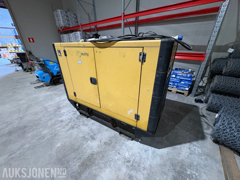 Cat Olympian GEP30 generator, 30 kva - Statybinė įranga: foto 1 Cat Olympian GEP30 generator, 30 kva - Statybinė įranga: foto 1