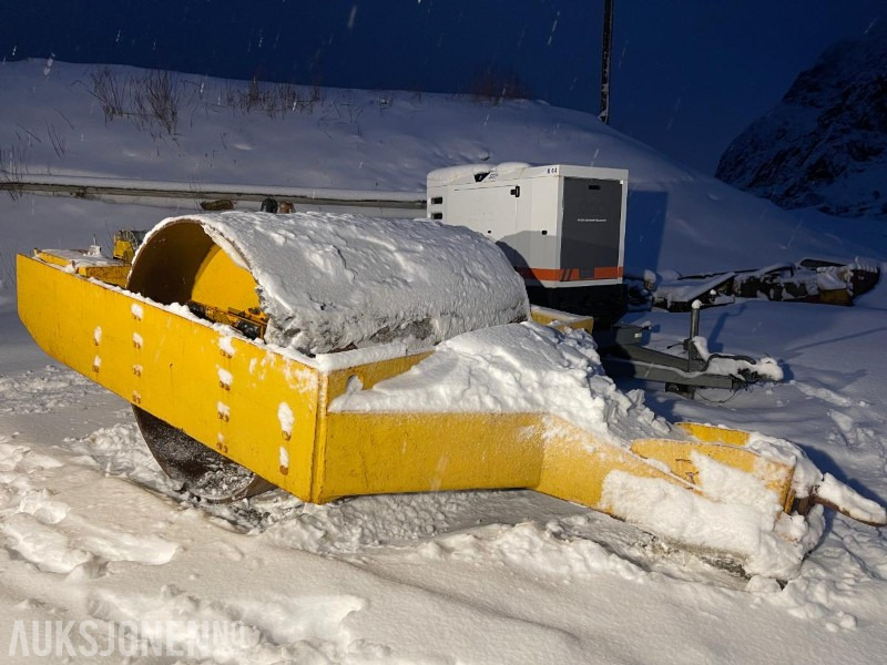 Dynapac CK51 Slepevals - Volas: foto 1 Dynapac CK51 Slepevals - Volas: foto 1