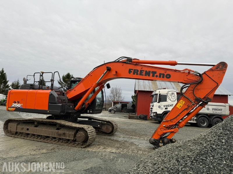 Hitachi ZX250 LC-6 EC223, GPS, Sentralsmøring, 2 skuffer, LED - Ekskavatorius: foto 3 Hitachi ZX250 LC-6 EC223, GPS, Sentralsmøring, 2 skuffer, LED - Ekskavatorius: foto 3