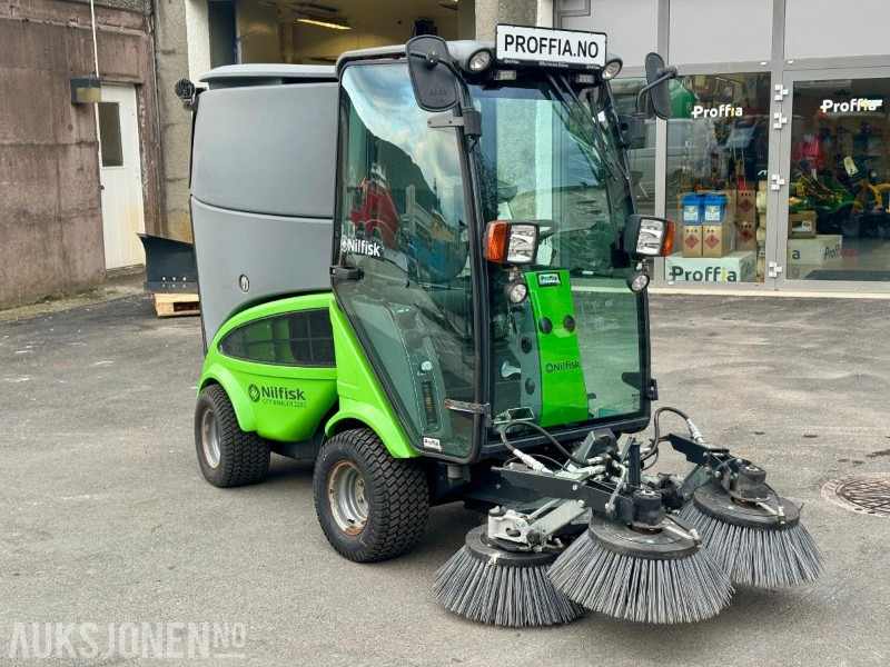 2016 Egholm City Ranger 2250 - Kostebil - Feiebil - Timer: 830 - Komunalinė/ Specializuota technika: foto 3 2016 Egholm City Ranger 2250 - Kostebil - Feiebil - Timer: 830 - Komunalinė/ Specializuota technika: foto 3