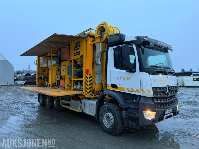 2017 Mercedes-Benz Arocs 3235 8x4, Injeksjonsrigg AMV, EURO 6, påmontert kran - Komunalinė/ Specializuota technika: foto 3 2017 Mercedes-Benz Arocs 3235 8x4, Injeksjonsrigg AMV, EURO 6, påmontert kran - Komunalinė/ Specializuota technika: foto 3