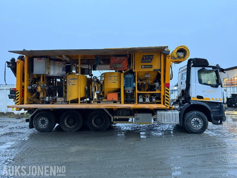 2017 Mercedes-Benz Arocs 3235 8x4, Injeksjonsrigg AMV, EURO 6, påmontert kran - Komunalinė/ Specializuota technika: foto 4 2017 Mercedes-Benz Arocs 3235 8x4, Injeksjonsrigg AMV, EURO 6, påmontert kran - Komunalinė/ Specializuota technika: foto 4