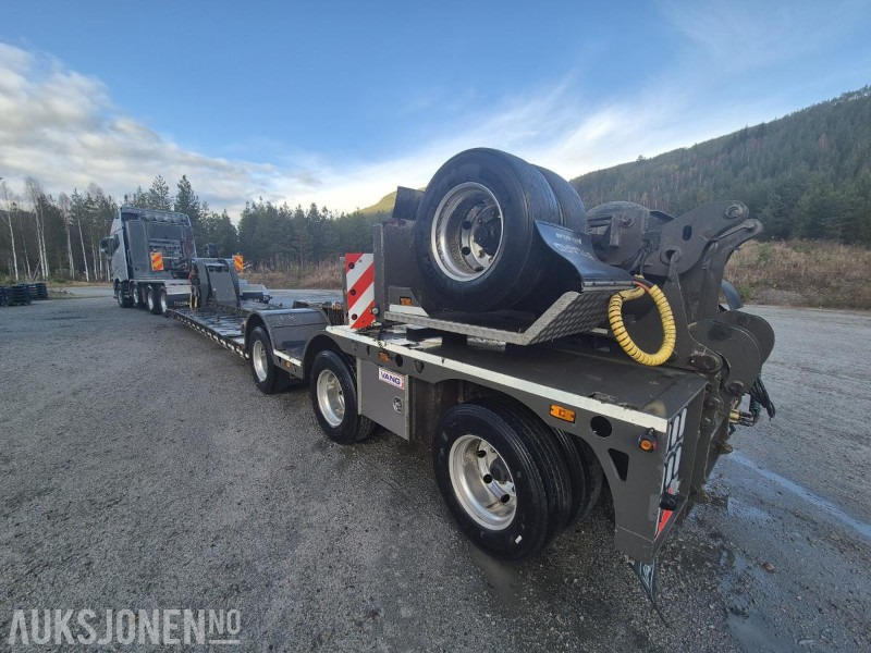 2017 Volvo FH 16 / 750, 8x4+2 Tungtrekker med 2019 Vang 3+1 akslet brønnhenger - Komunalinė/ Specializuota technika: foto 5 2017 Volvo FH 16 / 750, 8x4+2 Tungtrekker med 2019 Vang 3+1 akslet brønnhenger - Komunalinė/ Specializuota technika: foto 5