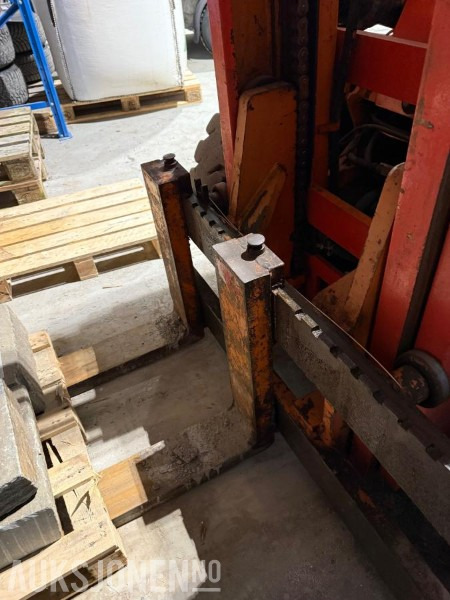 2002 Toyota 02-3FD33 Rep obj i daglig drift - Krovimo technika: foto 5 2002 Toyota 02-3FD33 Rep obj i daglig drift - Krovimo technika: foto 5