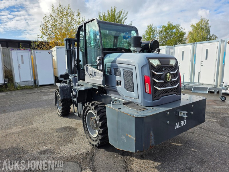 2023 RUN TX Dieseltruck kun 104 timer 4x4 - Krovimo technika: foto 5 2023 RUN TX Dieseltruck kun 104 timer 4x4 - Krovimo technika: foto 5