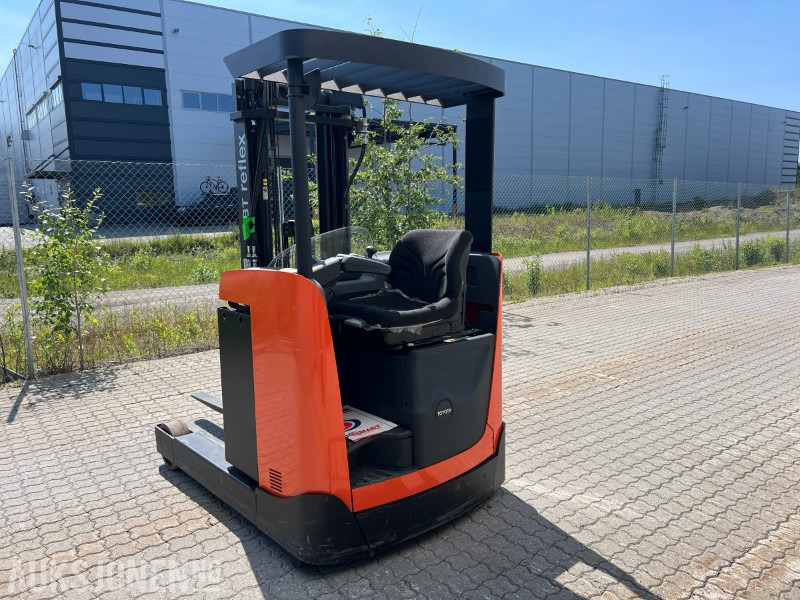 Skyvemasstruck BT RRE140 B m/lader - Krovimo technika: foto 2 Skyvemasstruck BT RRE140 B m/lader - Krovimo technika: foto 2