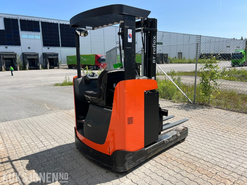 Skyvemasstruck BT RRE140 B m/lader - Krovimo technika: foto 3 Skyvemasstruck BT RRE140 B m/lader - Krovimo technika: foto 3