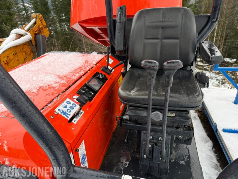 Kubota KC250-4 beltegående dumper kun 393 timer - med stativ for rør / stolper ol. - Mini krautuvas: foto 5 Kubota KC250-4 beltegående dumper kun 393 timer - med stativ for rør / stolper ol. - Mini krautuvas: foto 5