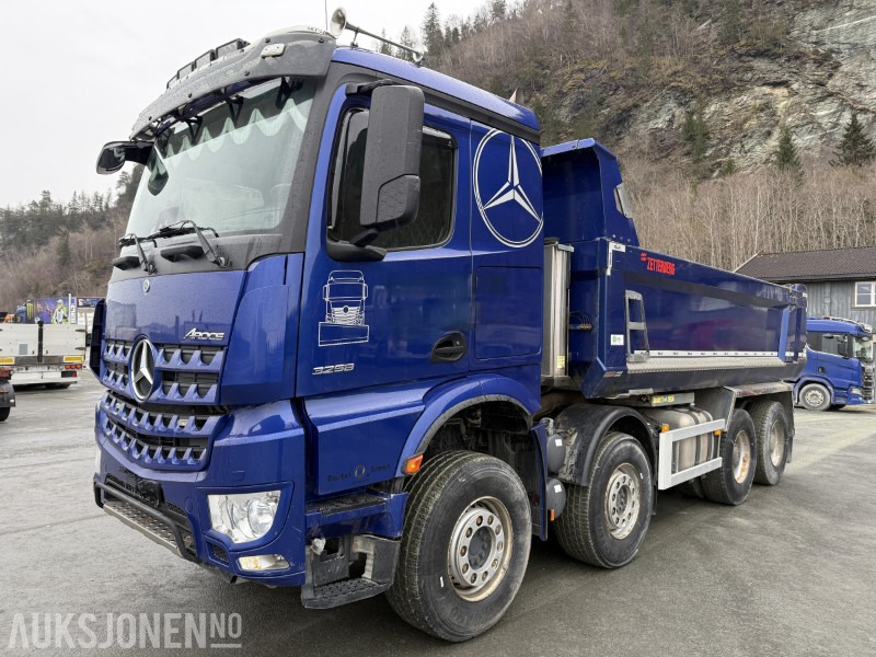 Mercedes-Benz Arocs 3252 – 2021-modell, 520 hk, Zetterbergs dumperkasse - Savivartis sunkvežimis: foto 1 Mercedes-Benz Arocs 3252 – 2021-modell, 520 hk, Zetterbergs dumperkasse - Savivartis sunkvežimis: foto 1