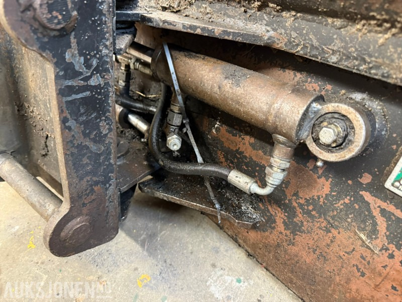 2006 Globus Hydraulisk pusseskuff – S30 feste / 90L / 99kg - Padargas - Statybinė technika: foto 5 2006 Globus Hydraulisk pusseskuff – S30 feste / 90L / 99kg - Padargas - Statybinė technika: foto 5