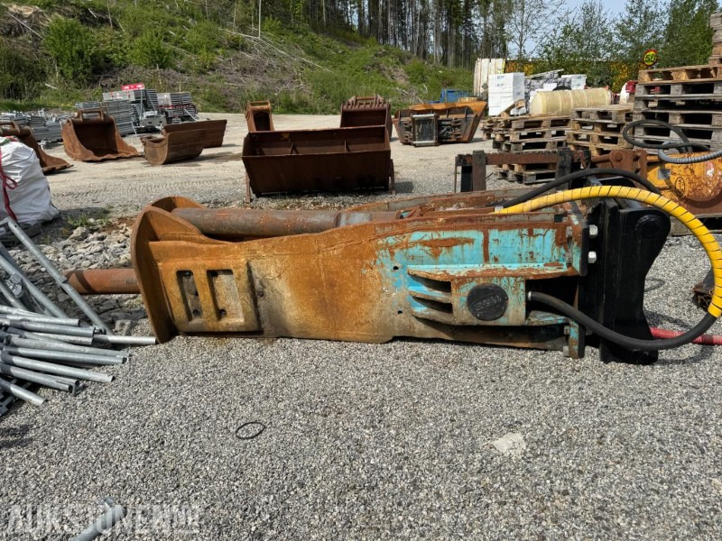 2009 MSB 900H s80 + Ekstra spett, hydraulisk hammer - Padargas - Statybinė technika: foto 3 2009 MSB 900H s80 + Ekstra spett, hydraulisk hammer - Padargas - Statybinė technika: foto 3