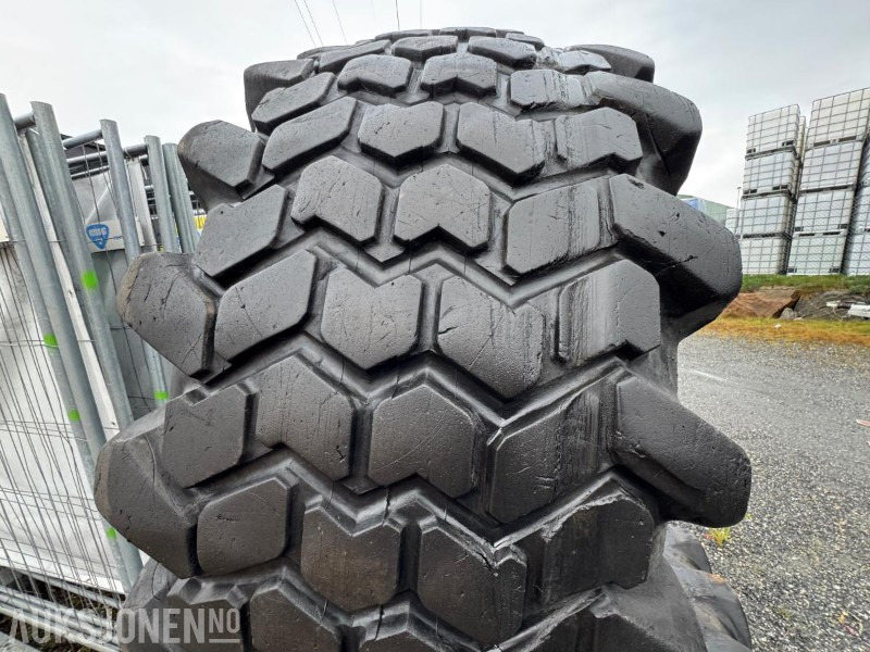 2014 Andre 2 stk Trelleborg Industrial Tractor 459 – 620/60 B34 Heavy Duty - Padargas - Statybinė technika: foto 4 2014 Andre 2 stk Trelleborg Industrial Tractor 459 – 620/60 B34 Heavy Duty - Padargas - Statybinė technika: foto 4