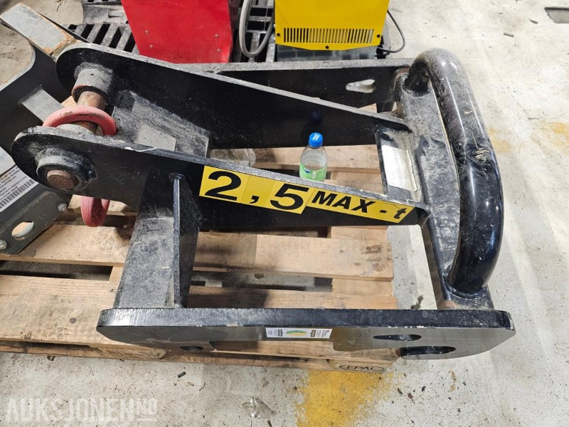 2014 Dieci BUB 2486 2.5 tonn løftekrok til teleskoptruck - Padargas - Statybinė technika: foto 1 2014 Dieci BUB 2486 2.5 tonn løftekrok til teleskoptruck - Padargas - Statybinė technika: foto 1