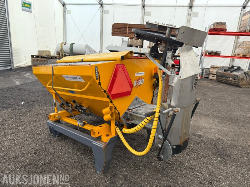 2016 OY Lai-MU S-90 saltspreder, stått på Wille - Padargas - Statybinė technika: foto 2 2016 OY Lai-MU S-90 saltspreder, stått på Wille - Padargas - Statybinė technika: foto 2