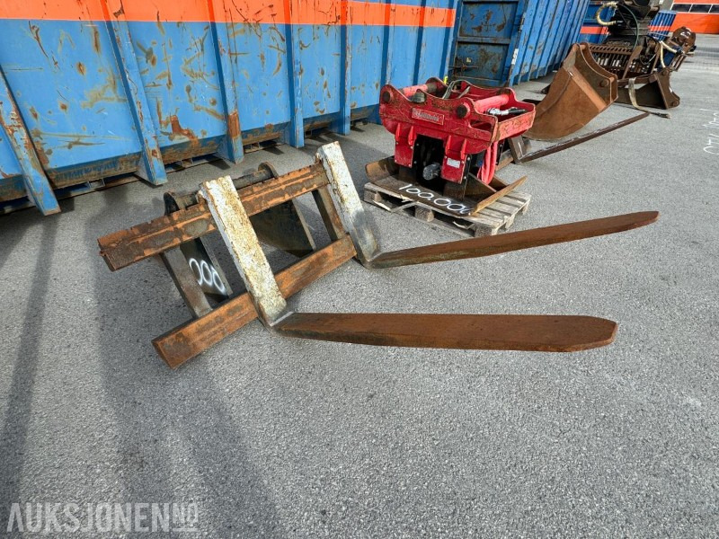 2017 SE Pallegafler 8000KG S80 - Padargas - Statybinė technika: foto 3 2017 SE Pallegafler 8000KG S80 - Padargas - Statybinė technika: foto 3