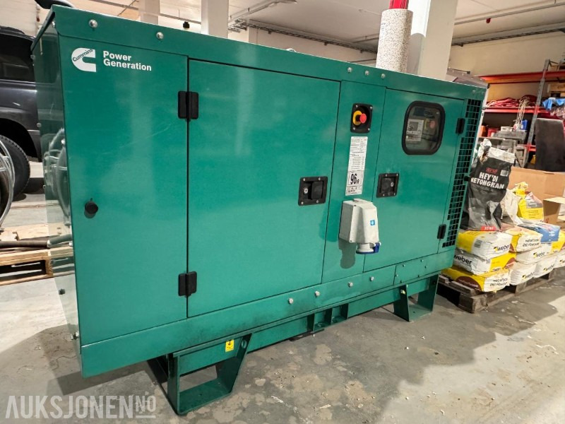 2022 Cummins Generator / Aggregat - Model C22D5 - 230 V - 22 kVA / 17.6 kW - Dieselaggregat - Padargas - Statybinė technika: foto 3 2022 Cummins Generator / Aggregat - Model C22D5 - 230 V - 22 kVA / 17.6 kW - Dieselaggregat - Padargas - Statybinė technika: foto 3