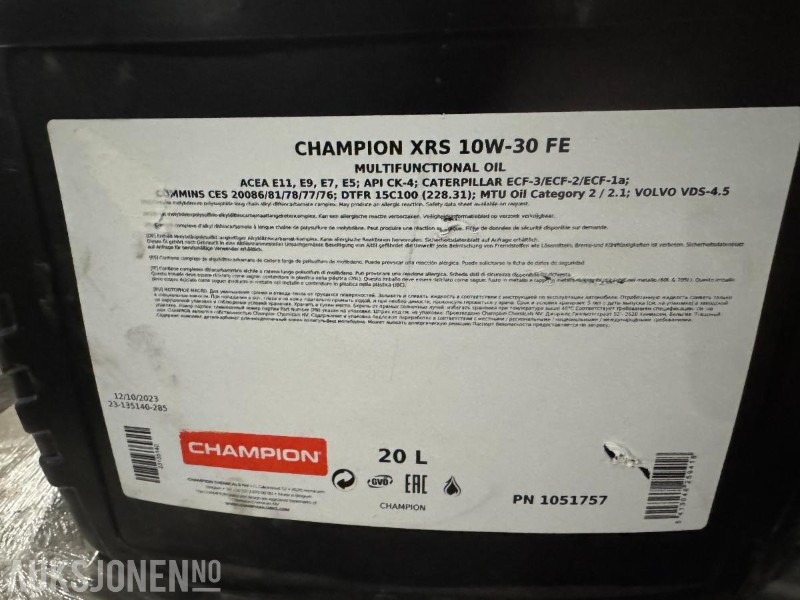 2023 - 100 Liter - Champion XRS 10W-30 FE Multifunctinal Oil - Padargas - Statybinė technika: foto 2 2023 - 100 Liter - Champion XRS 10W-30 FE Multifunctinal Oil - Padargas - Statybinė technika: foto 2