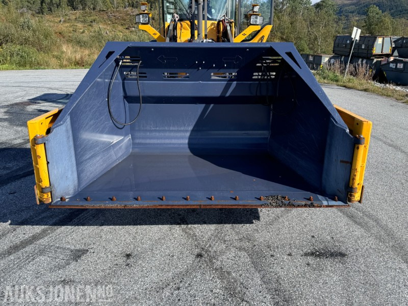 2023 Drivex Klappvingeskuffe / Klaffskuffe / Snøskuffe / brøyteskuffe - Volvo BM feste - 3,5 m3 - Padargas - Statybinė technika: foto 1 2023 Drivex Klappvingeskuffe / Klaffskuffe / Snøskuffe / brøyteskuffe - Volvo BM feste - 3,5 m3 - Padargas - Statybinė technika: foto 1