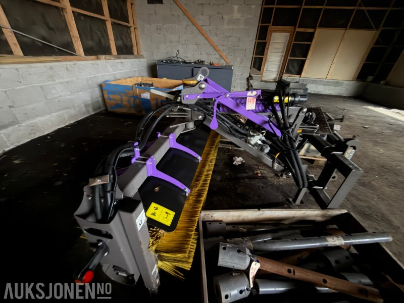 2024 Holms SL200 Kost med styring - Padargas - Statybinė technika: foto 1 2024 Holms SL200 Kost med styring - Padargas - Statybinė technika: foto 1