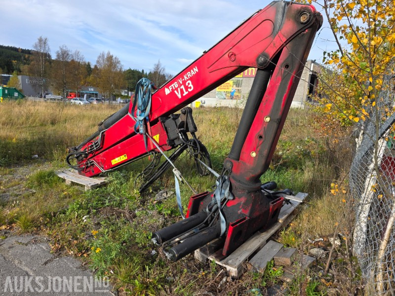 FTG-tømmerkran V13SR - Padargas - Statybinė technika: foto 1 FTG-tømmerkran V13SR - Padargas - Statybinė technika: foto 1