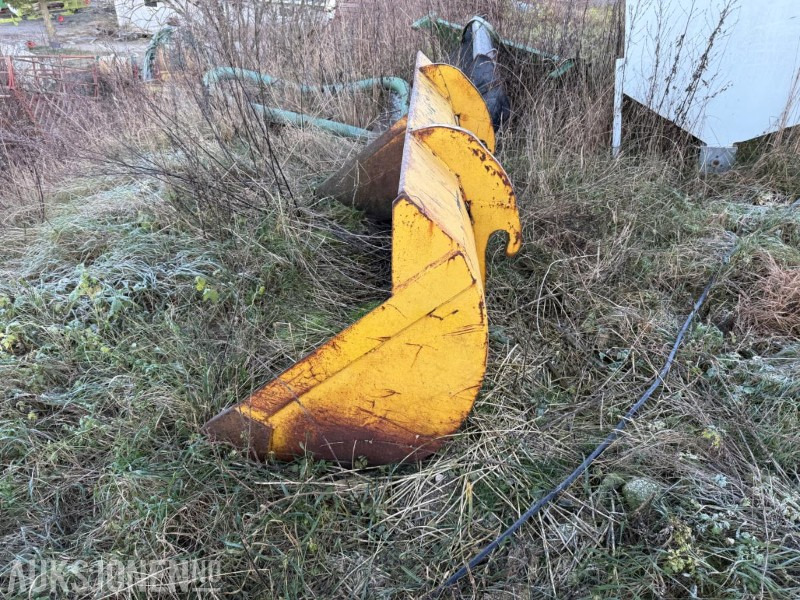 Hjullasterskuff - Padargas - Statybinė technika: foto 2 Hjullasterskuff - Padargas - Statybinė technika: foto 2