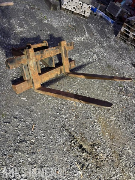 Pallegafler S60 - Padargas - Statybinė technika: foto 1 Pallegafler S60 - Padargas - Statybinė technika: foto 1