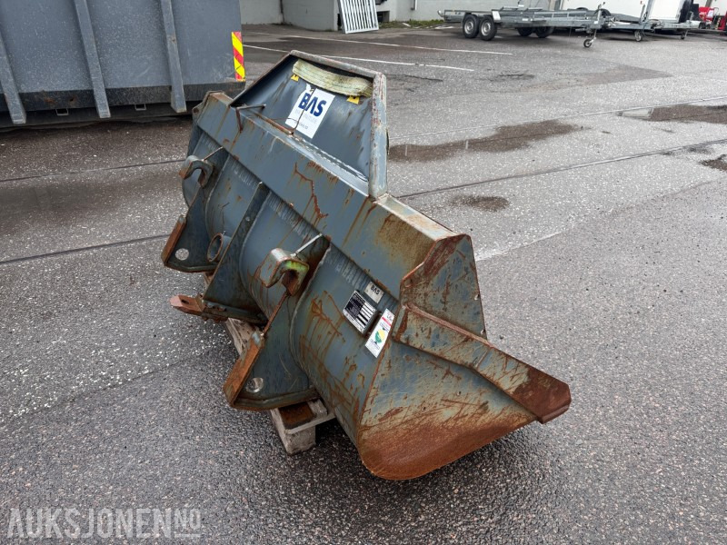 Tre Emme frontskuff PS80.PRED.CDC – 800 liter - Brukt på Merlo teleskoptruck - Padargas - Statybinė technika: foto 4 Tre Emme frontskuff PS80.PRED.CDC – 800 liter - Brukt på Merlo teleskoptruck - Padargas - Statybinė technika: foto 4