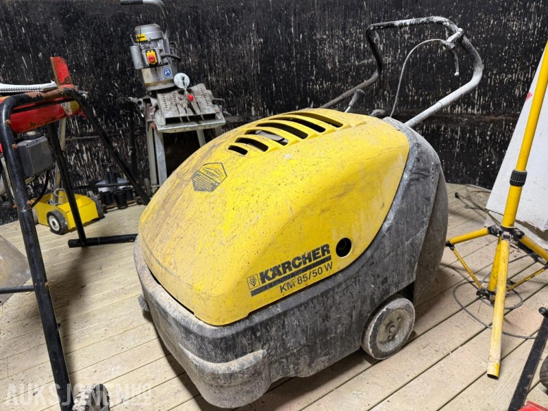 Kärcher KM 85/50 W – Bensindrevet feiemaskin - Pramoninė įranga: foto 1 Kärcher KM 85/50 W – Bensindrevet feiemaskin - Pramoninė įranga: foto 1