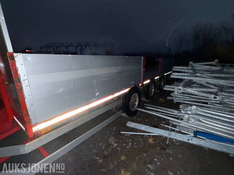 2005 Istrail Trippelkjerre - Planhenger med karmer - Priekaba: foto 3 2005 Istrail Trippelkjerre - Planhenger med karmer - Priekaba: foto 3