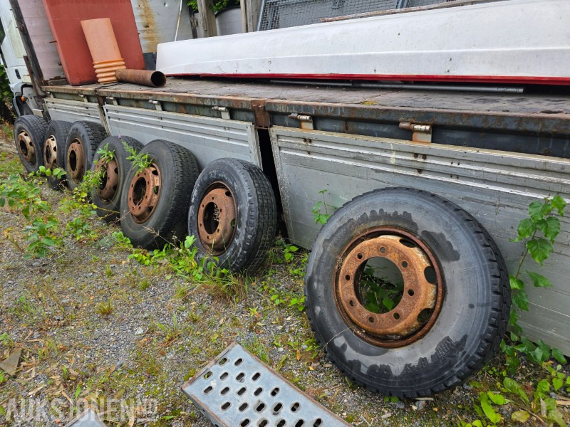7 stk dekk til Volvo FL6 - Sunkvežimis: foto 1 7 stk dekk til Volvo FL6 - Sunkvežimis: foto 1