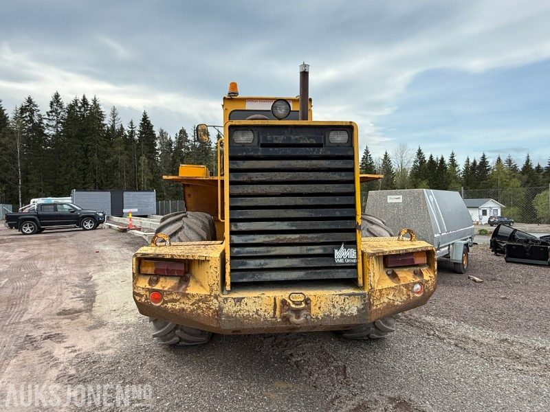 Volvo L120 Hjullaster - 4x4 - Gjerstad 2900L skuff - Nylig byttet dekk - Vekt montert - Ratinis krautuvas: foto 5 Volvo L120 Hjullaster - 4x4 - Gjerstad 2900L skuff - Nylig byttet dekk - Vekt montert - Ratinis krautuvas: foto 5