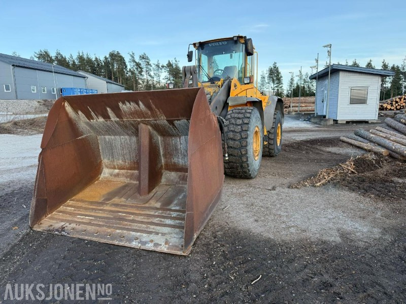 Volvo L120E - Hjullaster - 4 funksjon - Ratinis krautuvas: foto 1 Volvo L120E - Hjullaster - 4 funksjon - Ratinis krautuvas: foto 1