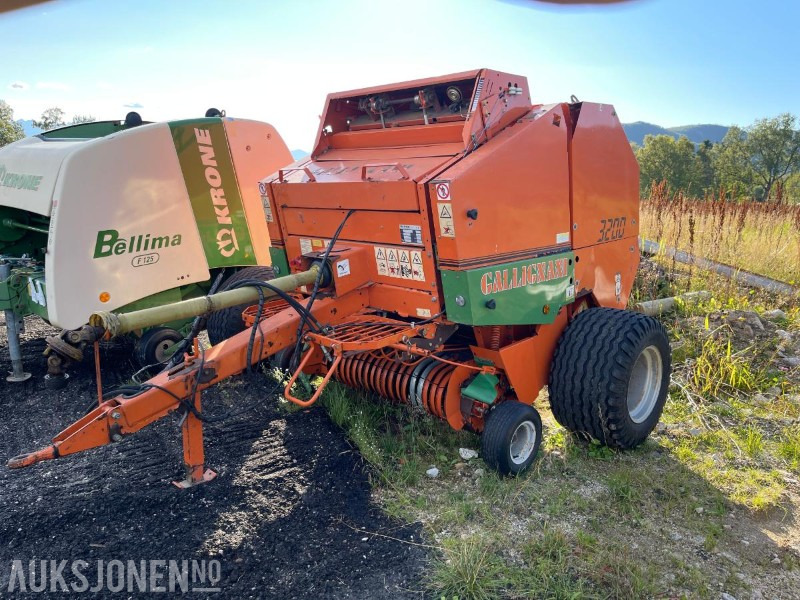 1999 Gallignani 3200 Rundballepresse selges som reparasjons objekt - Žemės ūkio technika: foto 3 1999 Gallignani 3200 Rundballepresse selges som reparasjons objekt - Žemės ūkio technika: foto 3