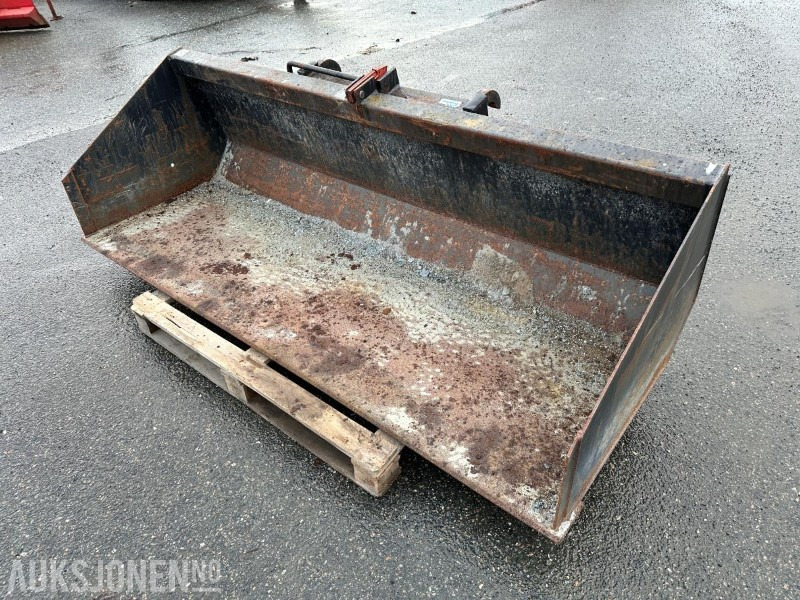 2000 Tegle 1413 Bakskuffe til traktor - Žemės ūkio technika: foto 1 2000 Tegle 1413 Bakskuffe til traktor - Žemės ūkio technika: foto 1